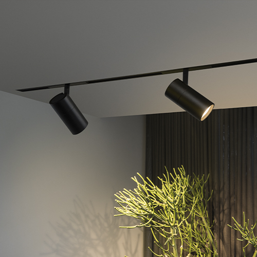 https://staging.ideal-lux.we-dev.it/assets/images/2026.01_Explore_our_collection_Tecnico.jpg