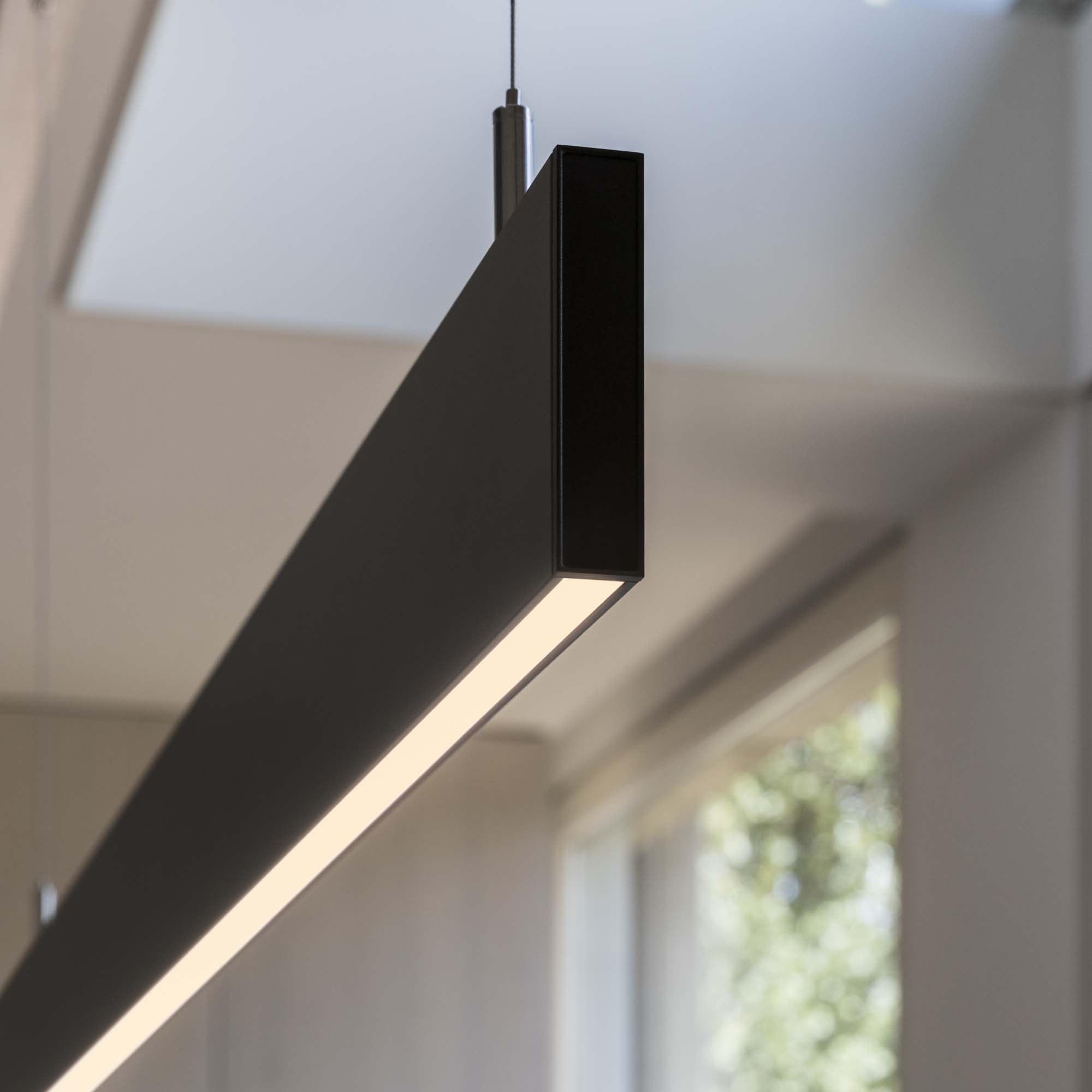 STEEL SP2 D20 BI-EMISSION WIDE 3000K NERO